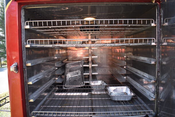 2006 Chevrolet Silverado 1500 w/ Reefer Trailer Attachment; 2 Cold Compartments and 2 Hot Compartments. VIN 3GCEC14X36G155656. Odometer Reads 101,520. Vehicle Runs and Drives! Title Is Free and Clear. See Lot 6 For Additional Pictures! - Image 9 of 12