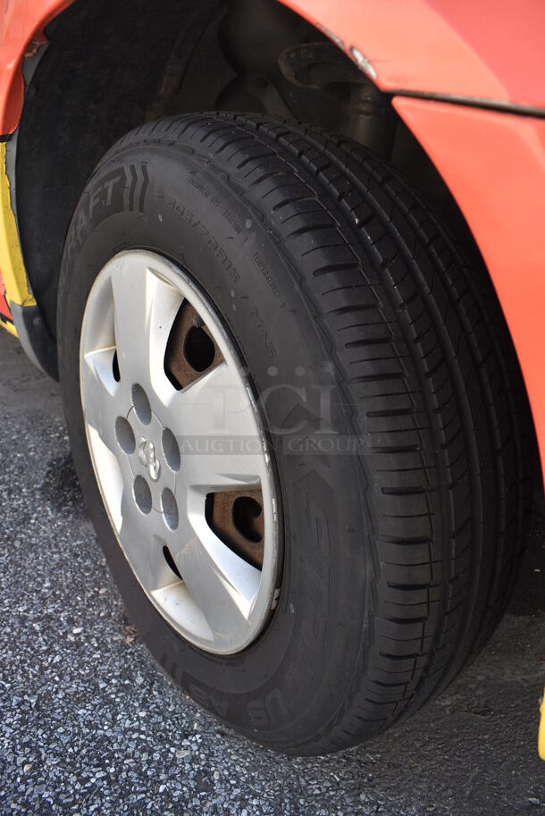 2007 Dodge Caliber 4 Door Hatchback. Has Brand New Battery Installed. VIN 1B3HB28B27D231808. Odometer Reads 102,150. Vehicle Runs and Drives! Title Is Free and Clear. See Lot 10 For Additional Pictures! - Image 10 of 12