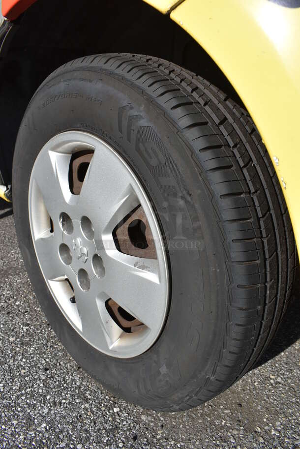 2007 Dodge Caliber 4 Door Hatchback. Has Brand New Battery Installed. VIN 1B3HB28B27D231808. Odometer Reads 102,150. Vehicle Runs and Drives! Title Is Free and Clear. See Lot 10 For Additional Pictures! - Image 12 of 12
