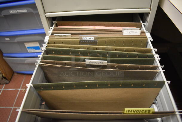 Hon Tan Metal 4 Drawer Filing Cabinet. 15x27x52 - Image 6 of 7