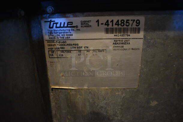GREAT! 2005 True Model T-24-GC Stainless Steel Commercial Back Bar Cooler on Commercial Casters. 115 Volts, 1 Phase. 25x27x37 - Image 5 of 5