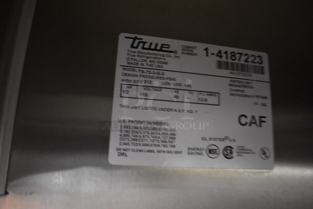 WOW! 2005 True Model TS-72-3-G-3 Stainless Steel Commercial 6 Half Size Door Reach In Cooler w/ Poly Coated Racks on Commercial Casters. 115 Volts, 1 Phase. 78x30x83 - Image 3 of 6