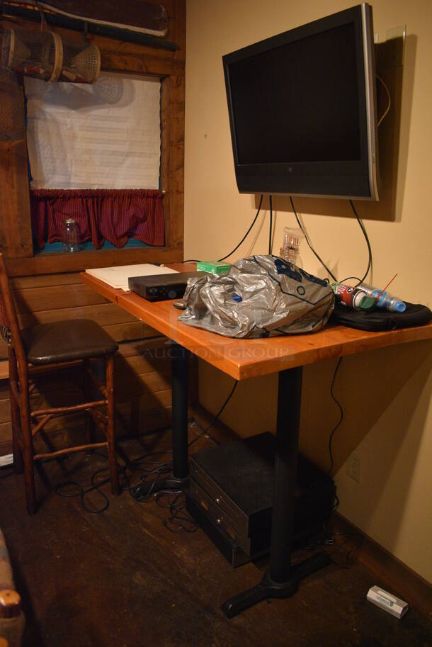 ALL ONE MONEY! ROOM LOT! Entire Contents of This Office Including Desk, Office Chair, Filing Cabinet, Television and Wall Decor! BUYER MUST REMOVE - Image 8 of 8