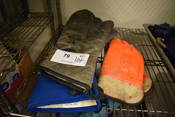 ALL ONE MONEY! Lot of 7 Various Oven Mitts! Includes 7x14  - Image 1 of 2