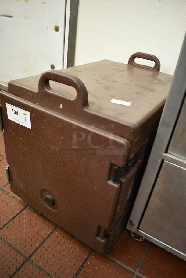 Cambro Model 300MPC Brown Poly Insulated Food Carrying Case. 17x24.5x25 - Image 3 of 5
