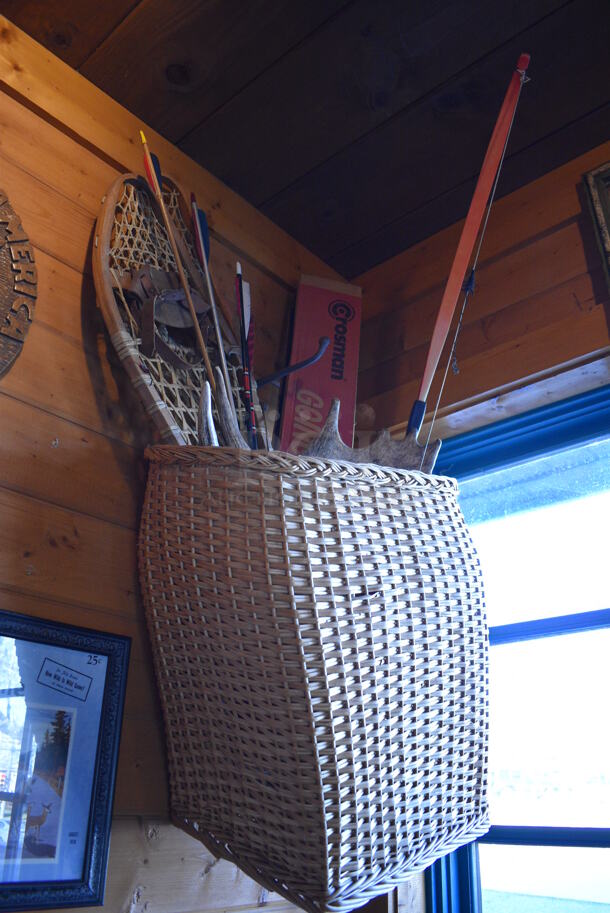 ALL ONE MONEY! Lot of Wall Decorations Including Welcome to the Lodge Sign, Bag, Walking Stick, United States of America Sign and Basket. BUYER MUST REMOVE - Image 6 of 7