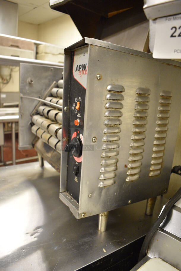 NICE! APW Wyott Stainless Steel Commercial Countertop Electric Powered Bun Toaster. 24.5x13x30. Unit Was Working When Restaurant Closed! - Image 4 of 6