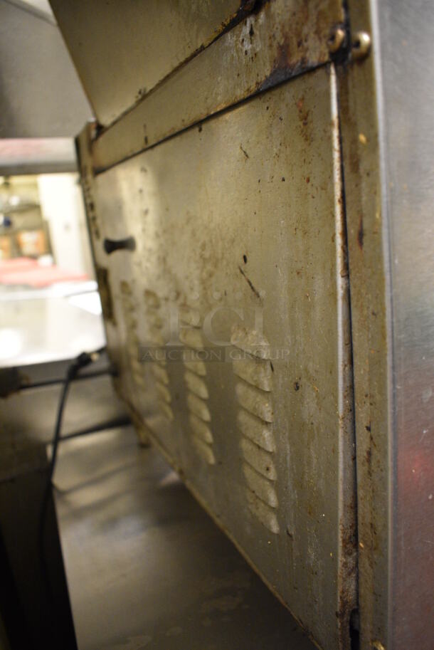NICE! APW Wyott Stainless Steel Commercial Countertop Electric Powered Bun Toaster. 24.5x13x30. Unit Was Working When Restaurant Closed! - Image 5 of 6