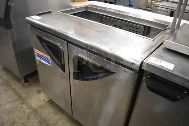 GREAT! Turbo Air Model TST-36SD Stainless Steel Commercial Prep Table w/ 2 Lower Doors on Commercial Casters. 115 Volts, 1 Phase. 36.5x30x36. Tested and Working! - Image 6 of 6