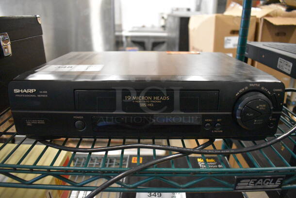 Sharp Model XA-605 VHS Player. 15x11x4 - Image 1 of 3
