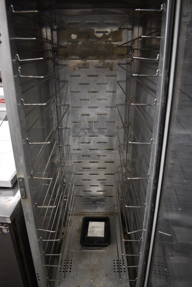 NICE! 2009 Win-holt Model NHPL-1825-CAB Metal Commercial Single Door Reach In Heater Proofer Cabinet on Commercial Casters. 24x32x70. Tested and Powers On But Does Not Get Warm - Image 4 of 5