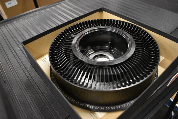 2 Kodak Caousel Transvue 80 Slide Trays. 9.5x9.5x4. 2 Times Your Bid! - Image 2 of 3
