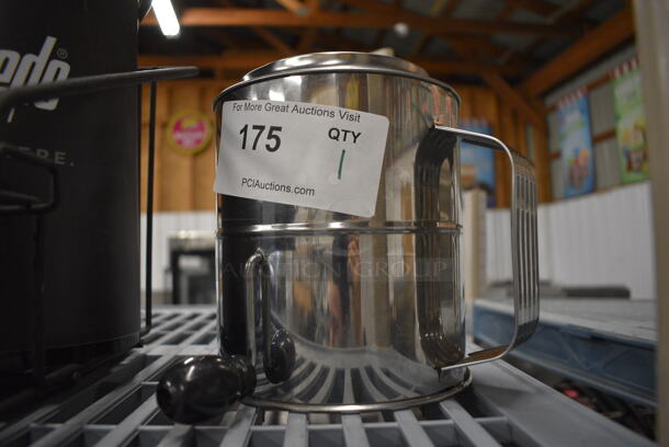 Metal Sifter. 8x8x7 - Image 3 of 3