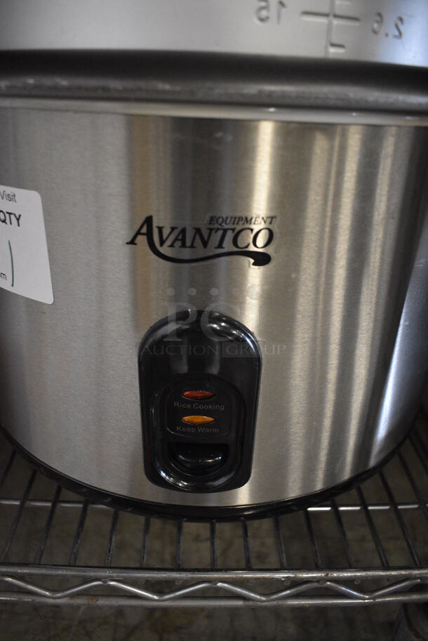 Avantco Chrome Finish Countertop Food Warmer w/ Extra Insert. 17x15x15. Tested and Working! - Image 4 of 4