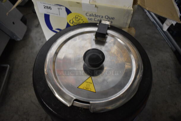 IN ORIGINAL BOX! Glenray Metal Commercial Countertop Soup Kettle Food Warmer. 120 Volts, 1 Phase. 13x13x13. Tested and Working! - Image 3 of 6