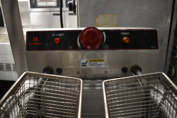 NICE! Cecilware Stainless Steel Commercial Countertop Electric Powered Fryer w/ 2 Metal Baskets. 12x19x15 - Image 4 of 5