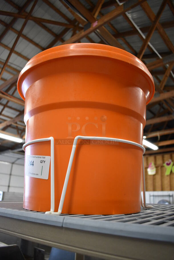 Orange Poly Lettuce Spinner Salad Spinner. 18x18x21 - Image 2 of 2