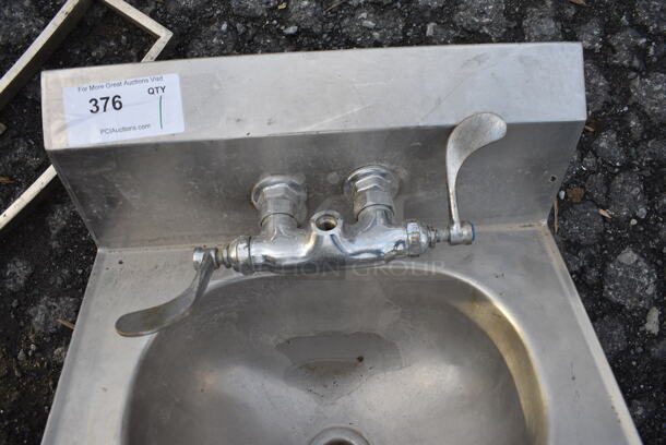Stainless Steel Commercial Single Bay Wall Mount Sink w/ Handles. 18.5x15x18 - Image 3 of 3