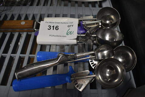 6 Metal Scoopers. Includes 9". 6 Times Your Bid!