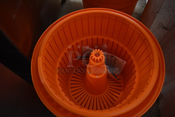 Dynamic Orange Poly Lettuce Spinner Salad Spinner. 16x16x21 - Image 3 of 3