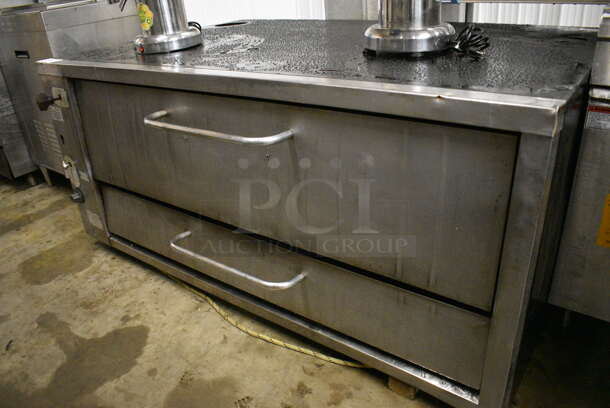 FANTASTIC! Baker's Pride Model 404P Stainless Steel Commercial Gas Powered Single Deck Pizza Oven. 66x45x28 - Image 2 of 6