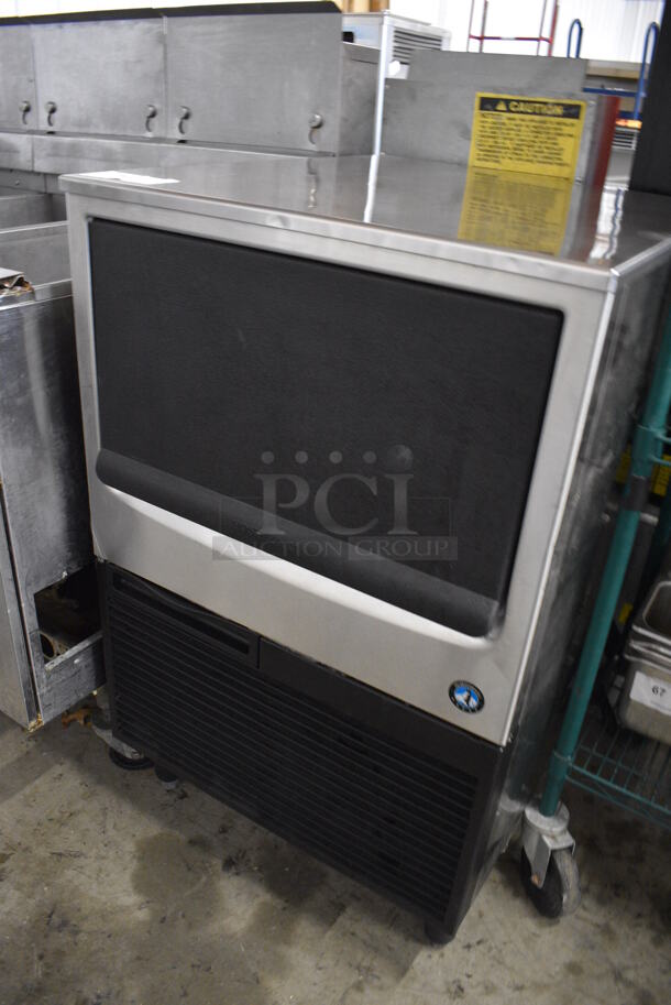 GREAT! Hoshizaki Model KM-151BAH Stainless Steel Commercial Air Cooled Self Contained Ice Machine. 115 Volts, 1 Phase. 24x28x39.5 - Image 2 of 7