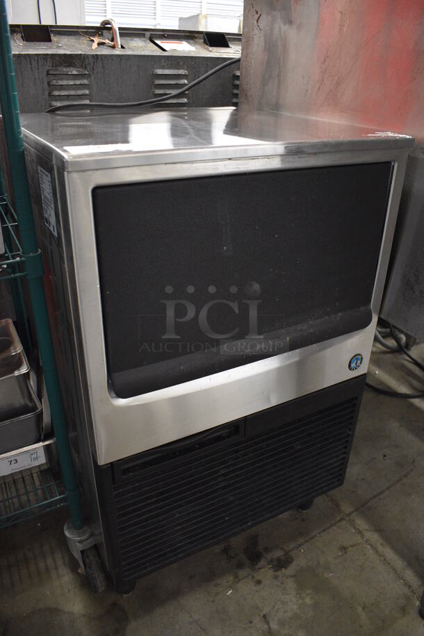 GREAT! Hoshizaki Model KM-101BAH Stainless Steel Commercial Air Cooled Self Contained Ice Machine. 115 Volts, 1 Phase. 24x28x39.5 - Image 2 of 7