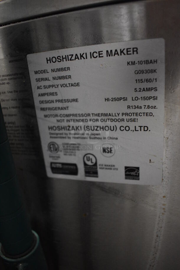 GREAT! Hoshizaki Model KM-101BAH Stainless Steel Commercial Air Cooled Self Contained Ice Machine. 115 Volts, 1 Phase. 24x28x39.5 - Image 7 of 7