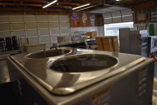 NICE! APW Wyott Model W-3Vi Stainless Steel Commercial Countertop Food Warmer. 120 Volts, 1 Phase. 14x22x10. Tested and Working! - Image 4 of 5