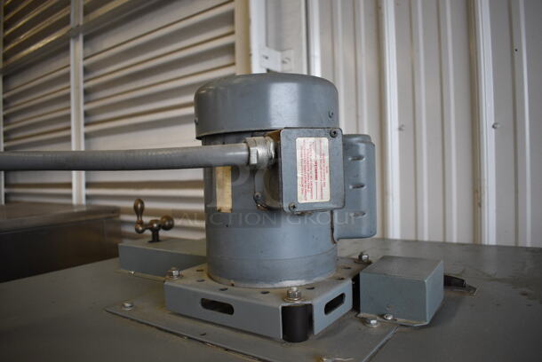 SWEET! Shanklin Model T-7XL Metal Commercial Floor Style Shrink Tunnel on Commercial Casters 230 Volts, 3 Phase. 90x42x74 - Image 8 of 11