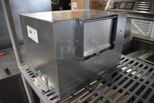 Loren Cook Model 422 Gemini 400 Series Metal Commercial Single Speed Sonebuster Unit. 14x19x12