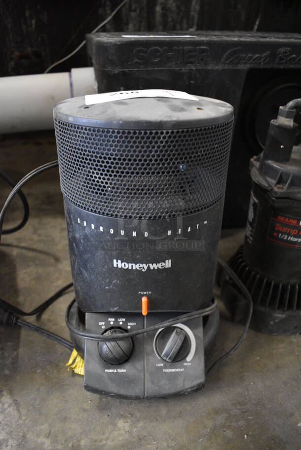Honeywell Countertop Heater. 7x7x12. Tested and Working!