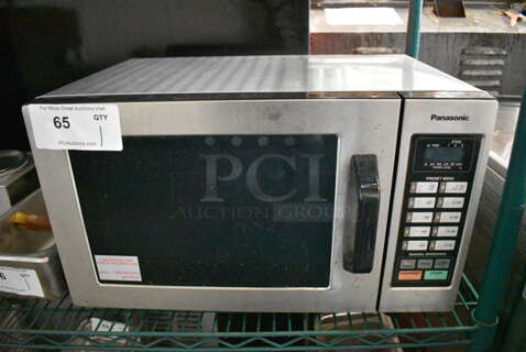 NICE! Panasonic Stainless Steel Countertop Microwave Oven. 20x15x12