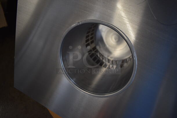 BRAND NEW IN BOX! Metal Commercial Exhaust Fan. 18x18x10 - Image 5 of 5