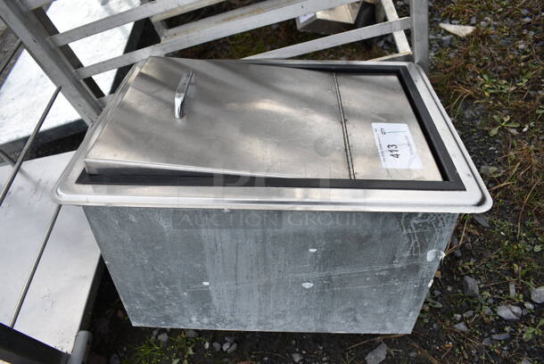 Stainless Steel Commercial Drop In Ice Bin w/ Lid. 15x20x16