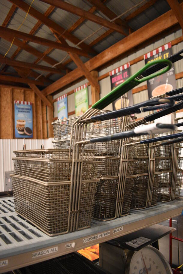 3 Metal Fry Baskets. 6.5x21x9. 3 Times Your Bid! - Image 1 of 3