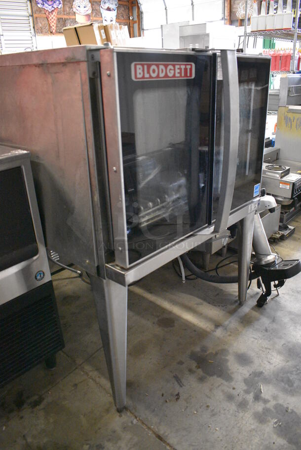 SWEET! Blodgett Model HV-100G ENERGY STAR Stainless Steel Commercial Gas Powered Full Size Convection Hydrovection Oven w/ View Through Doors and Metal Oven Racks on Metal Legs. - Image 7 of 9