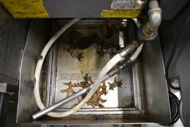 GREAT! Dean Model UMF90U80 Stainless Steel Commercial Grease Trap Oil Filtration System on Commercial Casters. 110-120 Volts, 1 Phase. 18x24x24 - Image 4 of 5