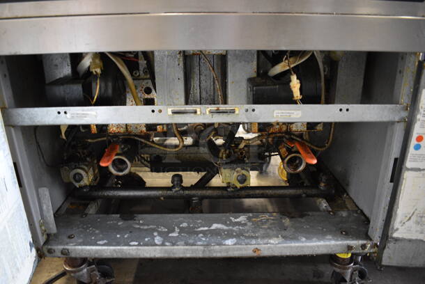 BEAUTIFUL! 2008 Frymaster Model PH255CS Stainless Steel Commercial Floor Style Natural Gas Powered 2 Bay Deep Fat Fryer on Commercial Casters. 80,000 BTU. 31x30x37 - Image 4 of 6