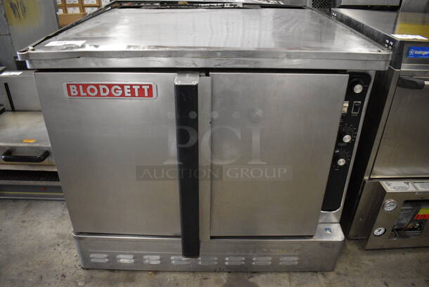 SWEET! Blodgett Stainless Steel Commercial Gas Powered Full Size Convection Oven w/ Solid Doors, Metal Oven Racks and Thermostatic Controls. 39x41x32