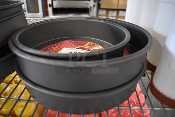 3 BRAND NEW! Metal Round Baking Pans. 8.5x8.5x2, 10.5x10.5x2. 3 Times Your Bid!