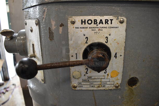 FANTASTIC! Hobart Model H-600 Metal Commercial Floor Style 60 Quart Planetary Mixer w/ Stainless Steel Mixing Bowl and Bowl Dolly. 208 Volts, 3 Phase. 27x38x57 - Image 3 of 8