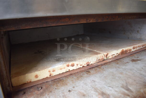 BEAUTIFUL! Baker's Pride Model 251 Stainless Steel Commercial Propane Gas Powered Floor Style Single Deck Pizza Oven w/ Cooking Stones on Metal Legs. 60,000 BTU. 46x45x55 - Image 7 of 8