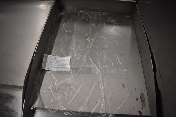 BRAND NEW SCRATCH AND DENT! Cecilware Pro Stainless Steel Commercial Countertop Gas Powered Flat Top Griddle. 15x29x15.5 - Image 4 of 6