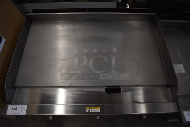 BRAND NEW SCRATCH AND DENT! Globe Stainless Steel Commercial Countertop Gas Powered Flat Top Griddle w/ Thermostatic Controls. 36x29x15.5 - Image 4 of 6