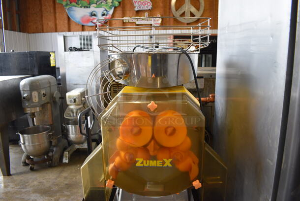 SWEET! Zumex Stainless Steel Commercial Floor Style Citrus Juicer on Commercial Casters. 115 Volts, 1 Phase. 26.5x24x72. Tested and Refrigeration Works But Parts Do Not Move - Image 4 of 10