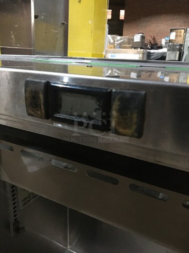 Nice! Turbo Air Refrigerated Salad Bar Island! With Sneeze Guard! Model MST28711S Serial MS2TS10129! 115V 1 Phase! On Commercial Casters!  - Image 7 of 10