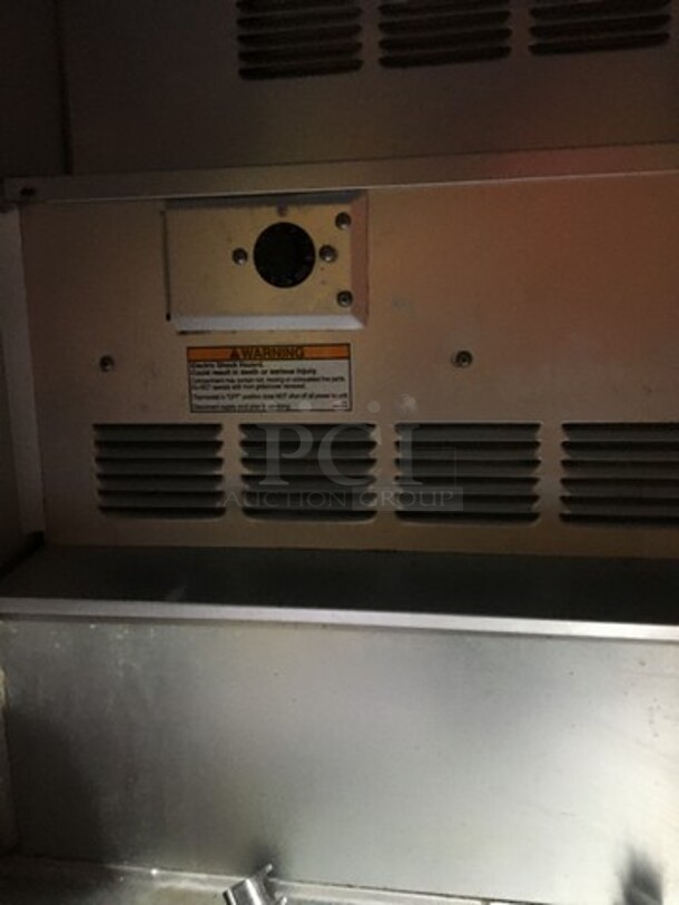 Beverage Air One Door Refrigerated Lowboy Cooler Worktop! Model WTR27A! 115V 1 Phase! On Casters!  - Image 7 of 8