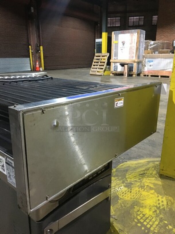 APW Wyott Heavy Duty Commercial Hot Dog Roller Machine! Model HRS75ST Serial 8179618020511! 208/240V 1 Phase! - Image 4 of 8