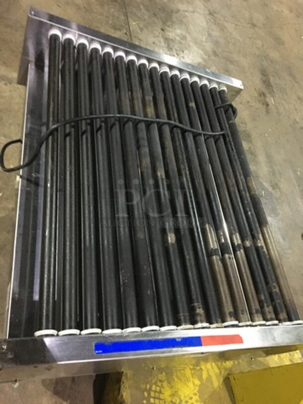 APW Wyott Heavy Duty Commercial Hot Dog Roller Machine! Model HRS75ST Serial 8179618020511! 208/240V 1 Phase! - Image 5 of 8
